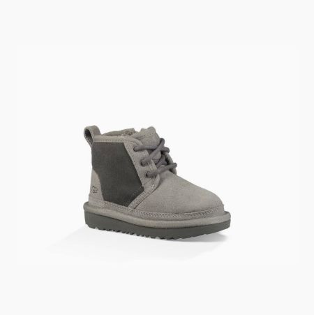 UGG Neumel II Deep Grey Boots for Kids (LGQU97364)